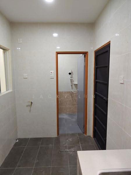 2-storey Terraced House for Rent in Saujana Puchong (Puchong) - Jacky Lin - Bathroom - PropertyGuru.com.my