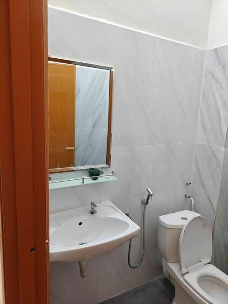 2-storey Terraced House for Rent in Saujana Puchong (Puchong) - Jacky Lin - Bathroom - PropertyGuru.com.my