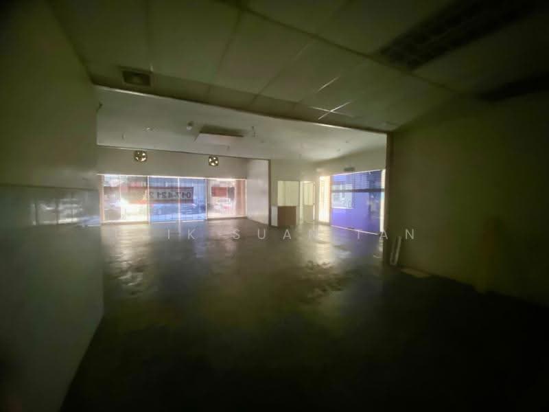 Shop / Office untuk Disewa di Farlim (Ayer Itam) - Gaik Suan Tan - Interior - PropertyGuru.com.my