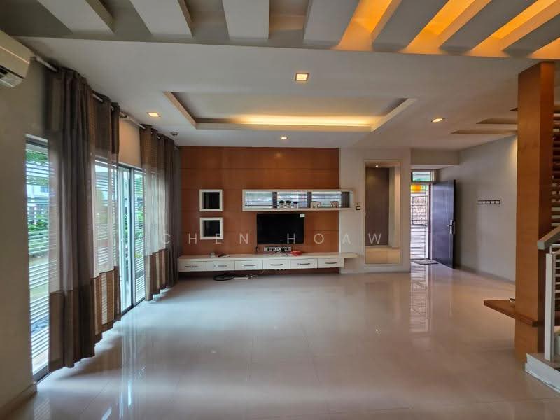 2-storey Terraced House for Sale in Sutera Damansara (Damansara Damai) - Chen Hoaw - Living Room - PropertyGuru.com.my