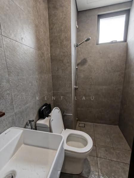 Kediaman Servis untuk Disewa di The Birch - Kent Lau - Bathroom - PropertyGuru.com.my