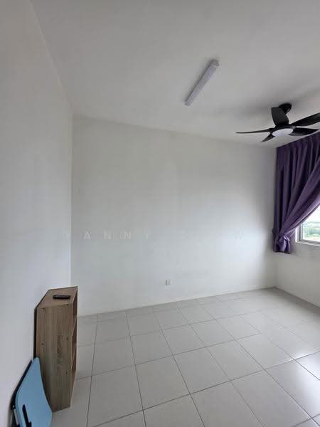 Pangsapuri untuk Disewa di Residensi Vista Wirajaya - Yanny Siow - Living Room - PropertyGuru.com.my