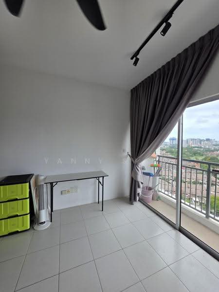 Pangsapuri untuk Disewa di Residensi Vista Wirajaya - Yanny Siow - Balcony - PropertyGuru.com.my