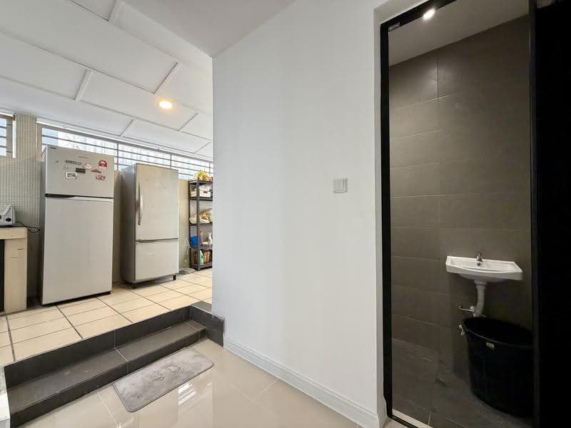 Semi-Detached House for Sale in Bandar Sungai Long (Selangor) - Aivan Ng - Kitchen - PropertyGuru.com.my