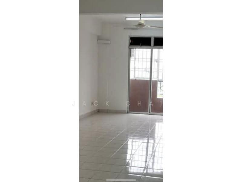 Apartment for Sale at Midori Green (Pangsapuri Hijauan) - Jack Chai - Living Room - PropertyGuru.com.my