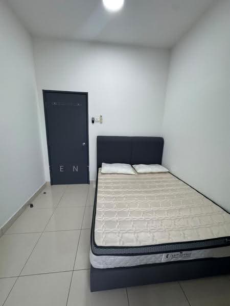 Kediaman Servis untuk Disewa di Saville @ Kajang - Kent Chong - Bedroom - PropertyGuru.com.my