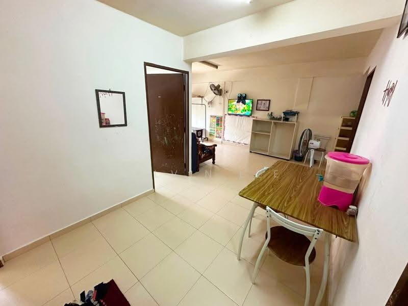 Rumah Flat untuk Dijual di Sri Lanang - Calvin Lee - PropertyGuru.com.my