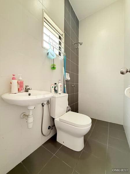 Rumah Teres 2-Tingkat untuk Disewa di Taman Setia Permai (Klang) - Elaine Tan - Bathroom - PropertyGuru.com.my