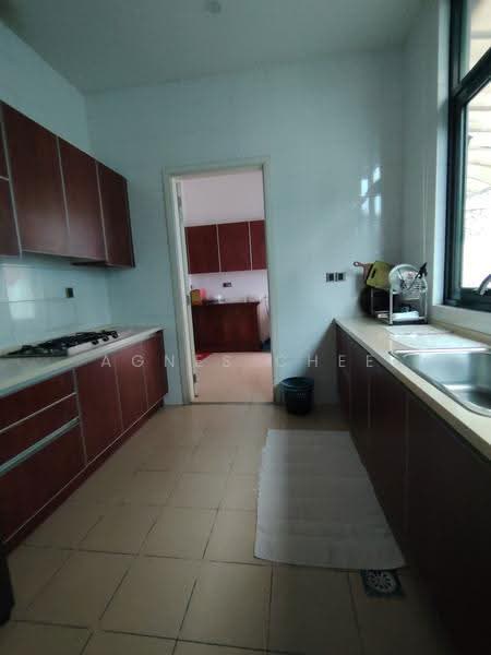 Bungalow House for Rent in Puchong (Selangor) - Agnes Chee - Kitchen - PropertyGuru.com.my