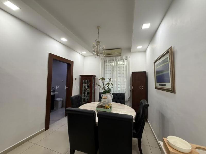 Link Bungalow for Sale in Austin Heights (Tebrau) - Phoebe Foo - Dining Room - PropertyGuru.com.my
