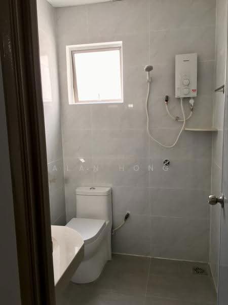 Kondominium untuk Disewa di Prima Setapak Condominium - Alan Hong - Bathroom - PropertyGuru.com.my