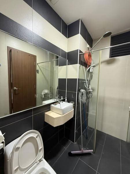 Service Residence for Rent at D'Secret Garden (Pangsapuri Kempas Indah) - Nick Low - Bathroom - PropertyGuru.com.my