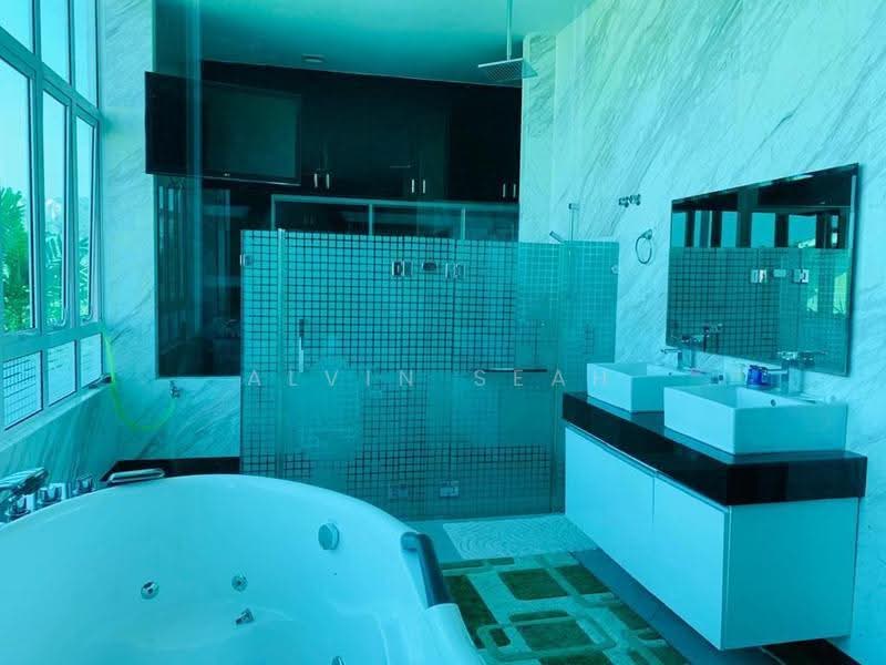 Bungalow House for Sale in Ampang Jaya (Ampang) - Alvin Seah - Bathroom - PropertyGuru.com.my