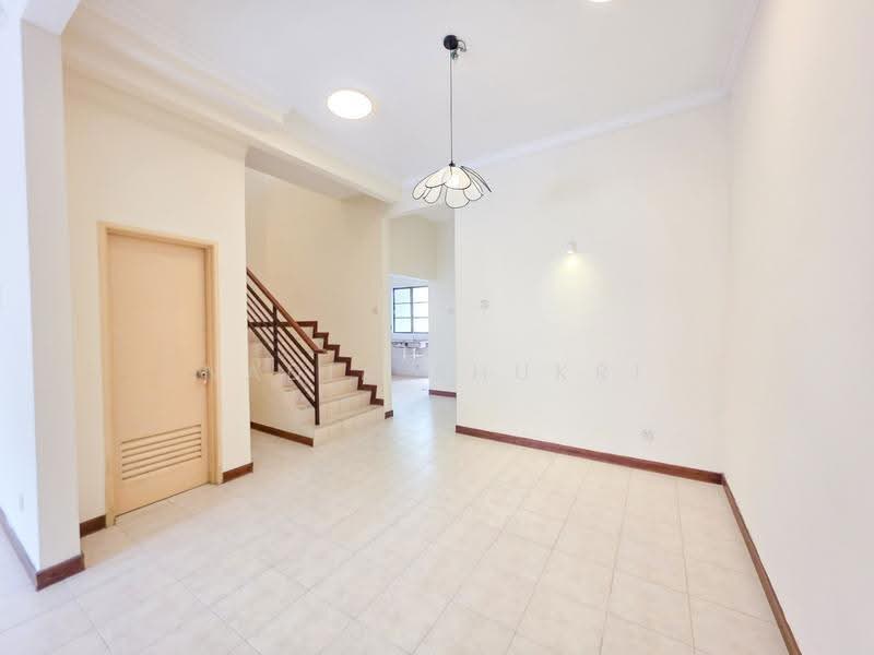 2-storey Terraced House for Sale in Bukit Jelutong (Shah Alam) - Nadia Shukri - Interior - PropertyGuru.com.my