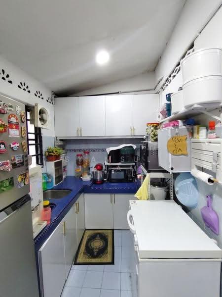 1-storey Terraced House for Sale in Telok Panglima Garang (Selangor) - Syamsul Ilham - Kitchen - PropertyGuru.com.my