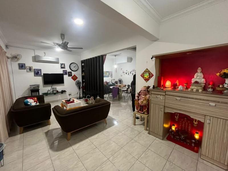 2.5-storey Terraced House for Sale in Taman Gaya (Ulu Tiram) - Alicia Voon - PropertyGuru.com.my