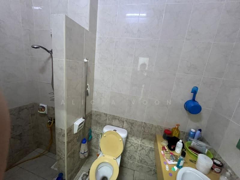 2.5-storey Terraced House for Sale in Taman Gaya (Ulu Tiram) - Alicia Voon - PropertyGuru.com.my