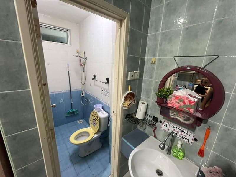 2.5-storey Terraced House for Sale in Taman Gaya (Ulu Tiram) - Alicia Voon - PropertyGuru.com.my