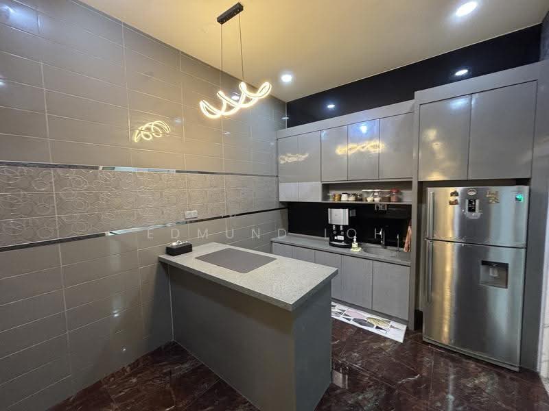 Bungalow House for Sale in Nusa Duta (Iskandar Puteri (Nusajaya)) - Edmund Loh - Kitchen - PropertyGuru.com.my