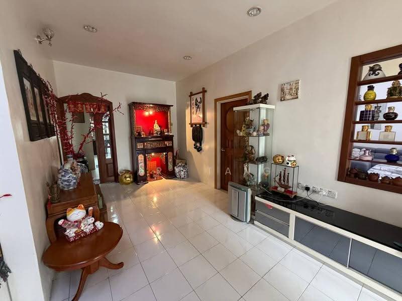 1-storey Terraced House for Sale in Taman Muhibbah Jaya (Sungai Siput) - Gary Tang - Living Room - PropertyGuru.com.my