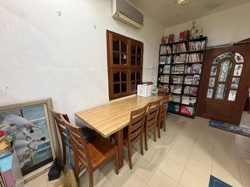 1-storey Terraced House for Sale in Taman Muhibbah Jaya (Sungai Siput) - Gary Tang - Dining Room - PropertyGuru.com.my