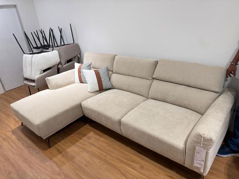 Kondominium untuk Disewa di Mira Residence - Jia Yong - Living Room - PropertyGuru.com.my