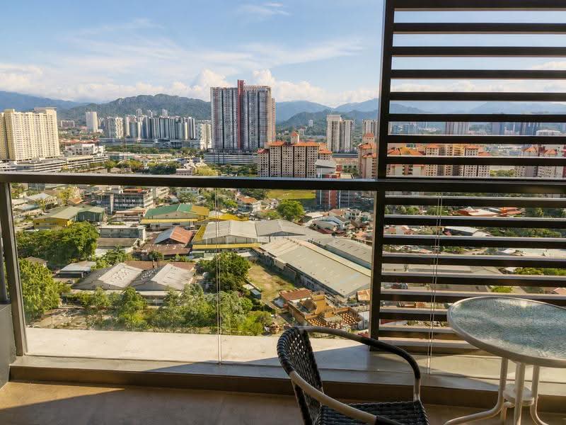 Kondominium untuk Disewa di Bennington Residences @ SkyArena - Siew Wen - Balcony - PropertyGuru.com.my