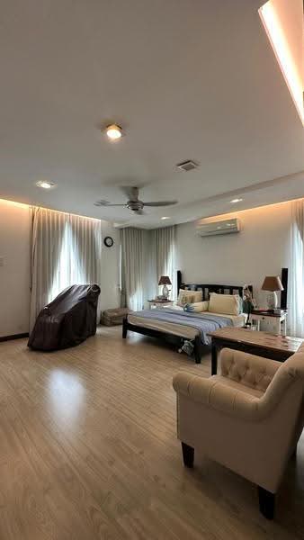 Semi-Detached House for Sale in Ukay Perdana (Ulu Kelang) - Chew . - Bedroom - PropertyGuru.com.my