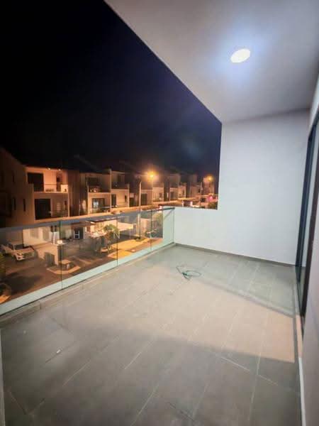 3-storey Terraced House for Rent in Batu 9 (Cheras) - Han Cheng - Balcony - PropertyGuru.com.my