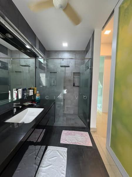 Bungalow House untuk Dijual di Kampung Wadihana (Johor Bahru) - Alicia Voon - Bathroom - PropertyGuru.com.my
