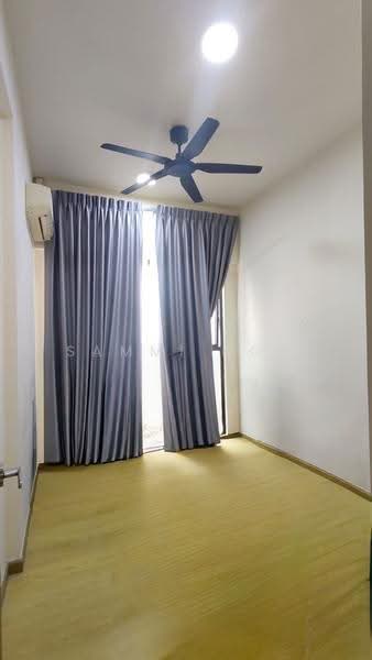 Condominium for Rent at Royal Strand @ Country Garden Danga Bay - Sammi Hoo - Interior - PropertyGuru.com.my