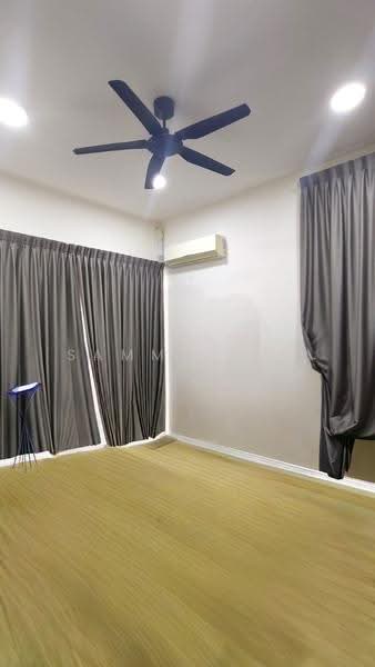 Condominium for Rent at Royal Strand @ Country Garden Danga Bay - Sammi Hoo - Interior - PropertyGuru.com.my