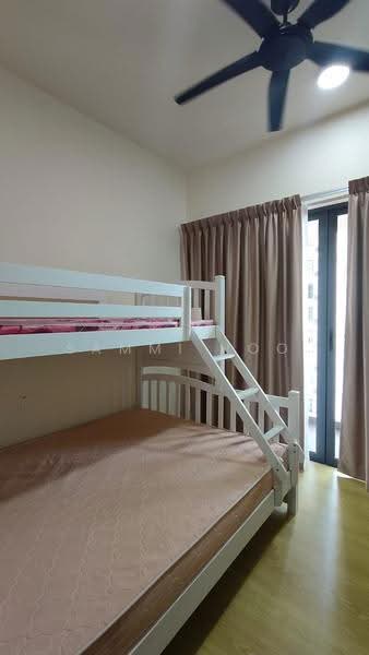 Condominium for Rent at Royal Strand @ Country Garden Danga Bay - Sammi Hoo - Bedroom - PropertyGuru.com.my