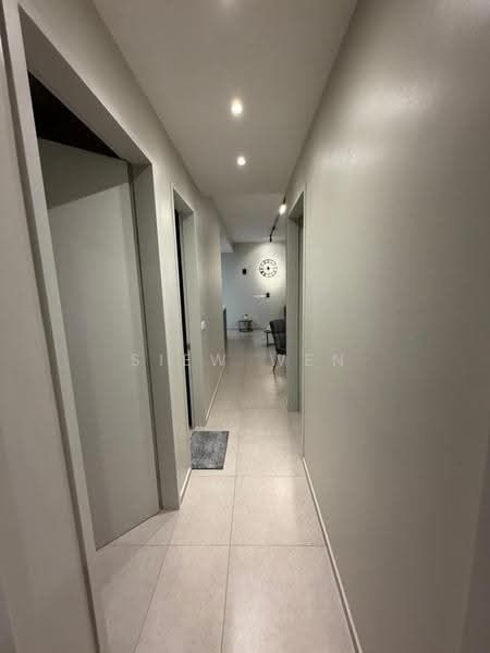Kondominium untuk Dijual di EdgeWood Residences @ SkySanctuary - Siew Wen - Corridor - PropertyGuru.com.my