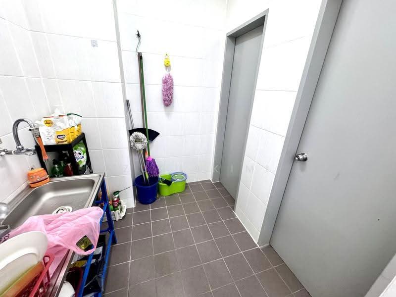 Shop / Office untuk Dijual di Kajang (Selangor) - NUZULHAKIMI . - Interior - PropertyGuru.com.my
