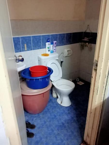 Rumah Teres untuk Dijual di Taman Pulai Jaya (Kulai) - Winnie Ng - Bathroom - PropertyGuru.com.my