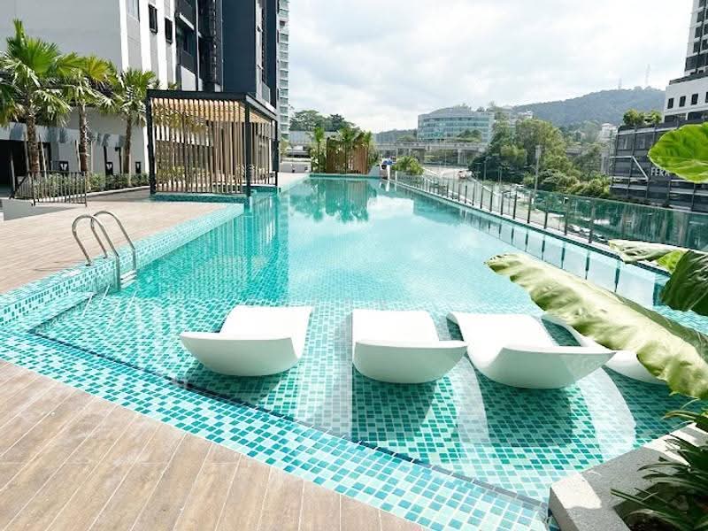 Kediaman Servis untuk Disewa di Sunway Avila Residences - Bryan . - Pool - PropertyGuru.com.my