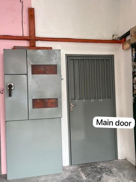 Shop / Office untuk Disewa di Bandar Botanic (Klang) - Alvin Seah - Entrance - PropertyGuru.com.my