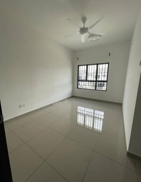 Rumah Teres untuk Disewa di Mahkota Hills (Lenggeng) - RIZ1 . - Interior - PropertyGuru.com.my