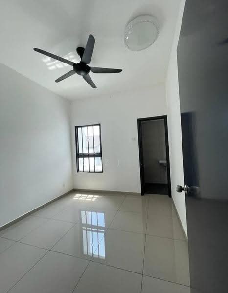 Rumah Teres untuk Disewa di Mahkota Hills (Lenggeng) - RIZ1 . - Interior - PropertyGuru.com.my