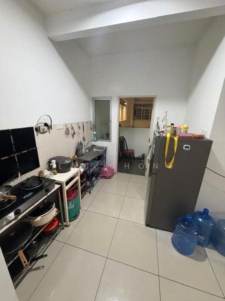 Service Residence for Sale at Savanna Executive Suite @ Southville City - Kent Chong - Kitchen - PropertyGuru.com.my