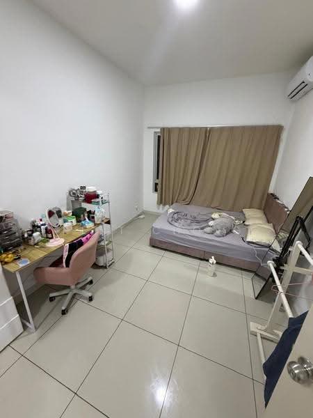 Service Residence for Sale at Savanna Executive Suite @ Southville City - Kent Chong - Bedroom - PropertyGuru.com.my