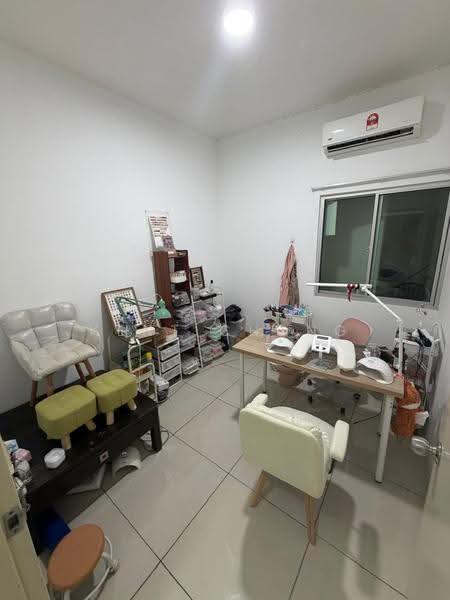 Service Residence for Sale at Savanna Executive Suite @ Southville City - Kent Chong - Study - PropertyGuru.com.my