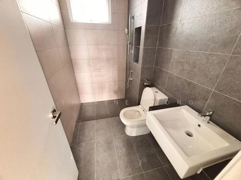 2-storey Terraced House for Rent in Rawang (Selangor) - Katherine Leong - Bathroom - PropertyGuru.com.my