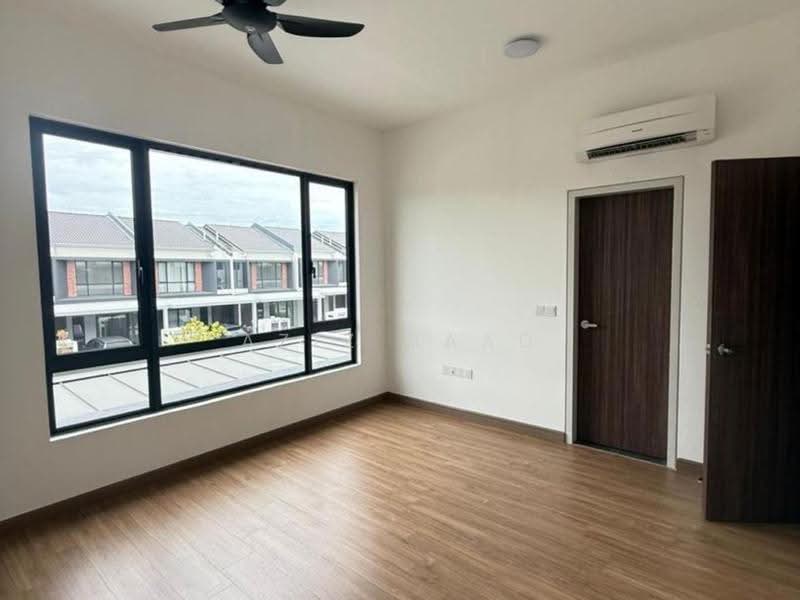 Rumah Teres untuk Disewa di Elmina (Shah Alam) - Aziz Saad - Bedroom - PropertyGuru.com.my