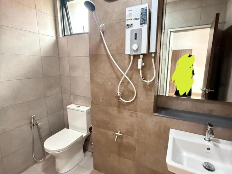 Rumah Teres untuk Disewa di Elmina (Shah Alam) - Aziz Saad - Bathroom - PropertyGuru.com.my