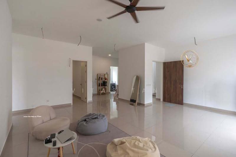 Rumah Bandar untuk Dijual di Eco Ardence (Setia Alam) - Vitas Tan - Living Room - PropertyGuru.com.my
