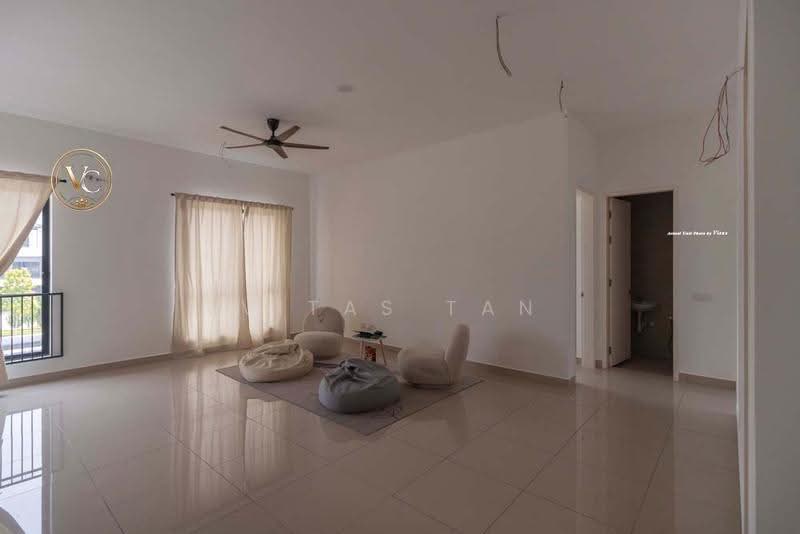 Rumah Bandar untuk Dijual di Eco Ardence (Setia Alam) - Vitas Tan - Living Room - PropertyGuru.com.my