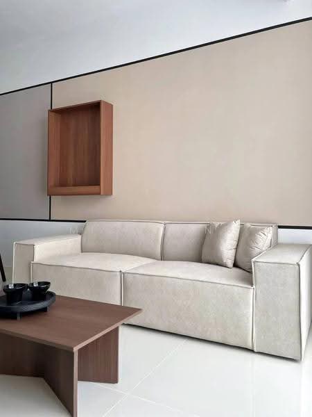 Service Residence for Rent at Met 1 Residences - Mico Wong - Living Room - PropertyGuru.com.my