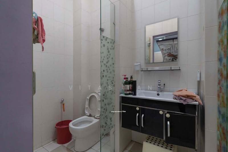 Rumah Teres 2-Tingkat untuk Dijual di Setia Impian (Setia Alam) - Vitas Tan - Bathroom - PropertyGuru.com.my
